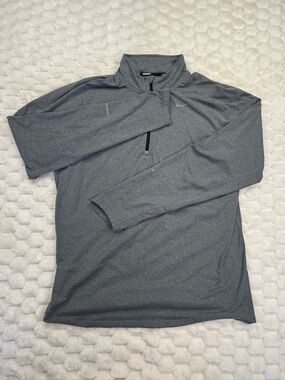 Nike Running Dri-FIT 1/2 Zip Gray Pullover Men’s Medium Thumbholes